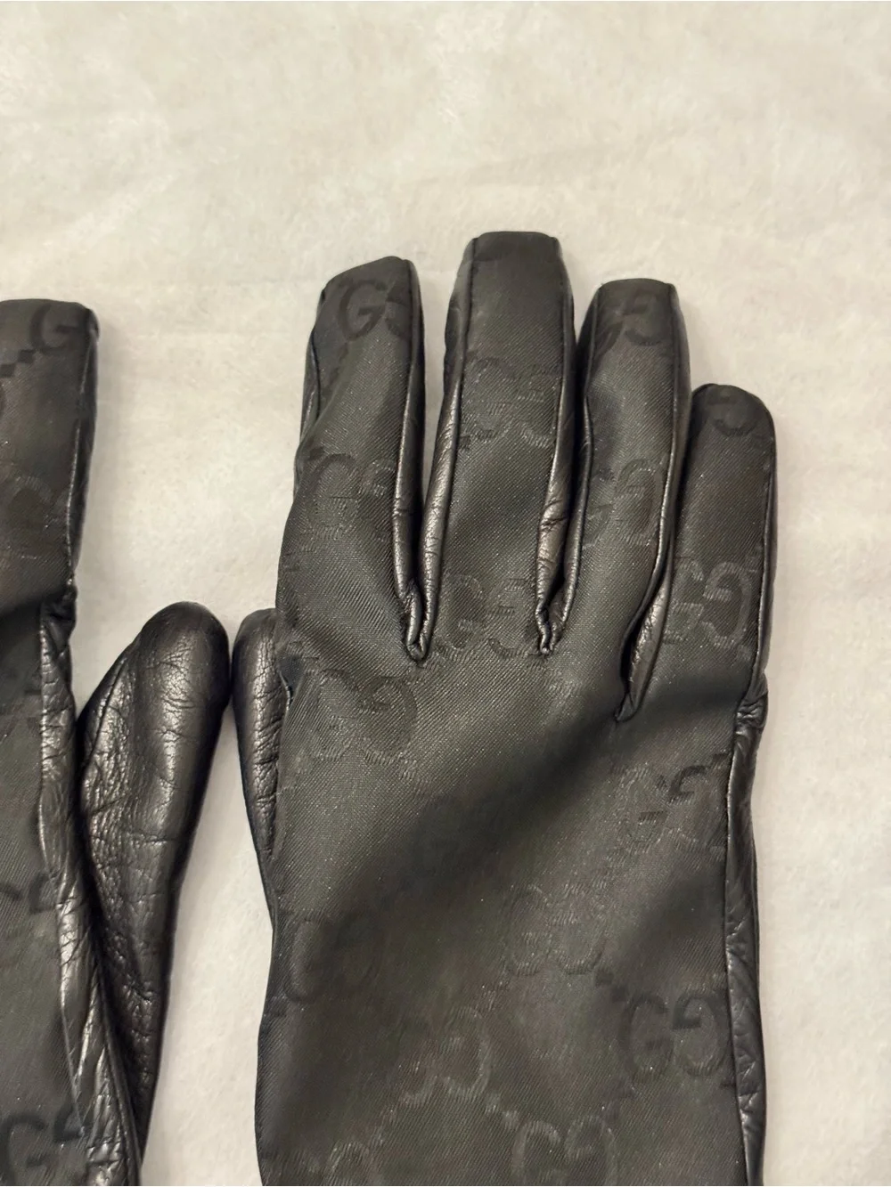 Gucci Black GG Monogram Gloves with Leather Trim
